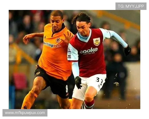 伯恩矛与伯恩利的激烈对决谁能在赛场上笑到最后